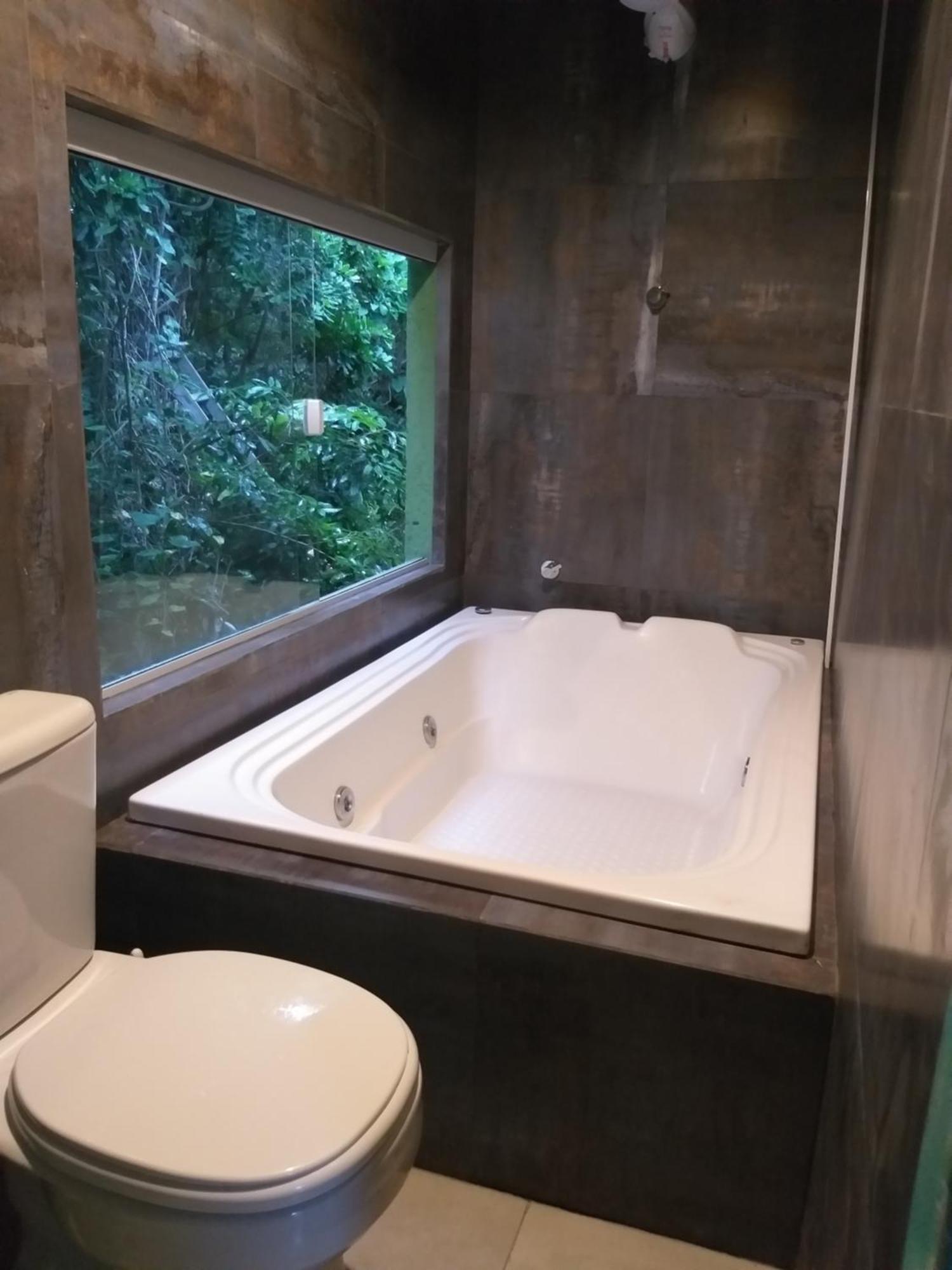 Chalé na montanha em meio a natureza com banheira de hidromassagem Florianópolis Esterno foto